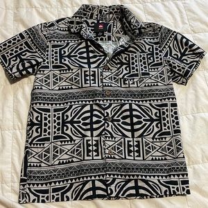 Quicksilver aloha shirt